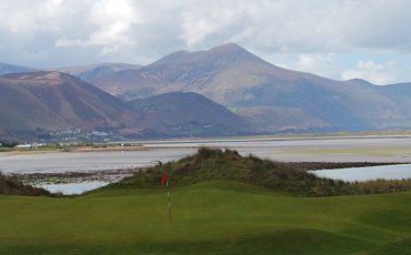 Scenic Golfing